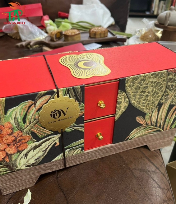 HỘP QUÀ TẶNG TRUNG THU 2 TẦNG ĐỘC ĐÁO VÀ SANG TRỌNG